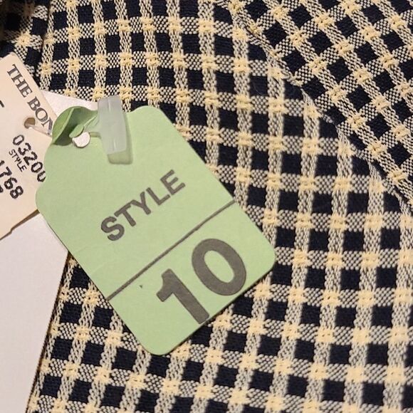 Size 10 Midi Black and Cream Colored Checked Long Sleeve Dress - Picture 10 of 13